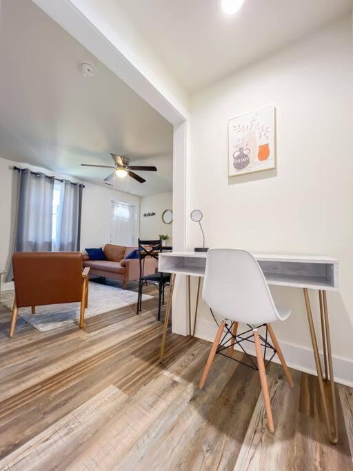 شقة 2Br Cedar Lane Road Retreat At Swamp Rabbit Trail! غرينفيل المظهر الخارجي الصورة